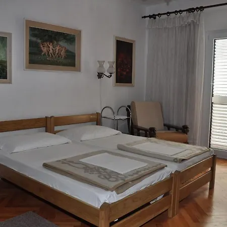Apartment Dragica *
